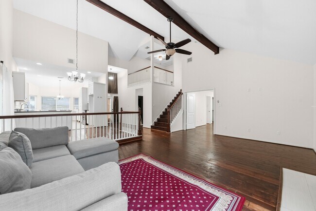 Foto del edificio - 13619 Braeswest Dr