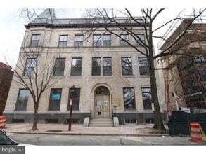 Building Photo - 220 S 3rd St