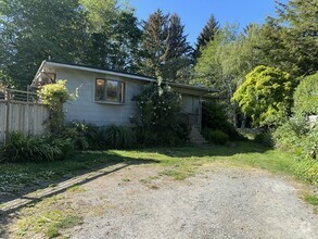 Building Photo - 617 2nd Ave