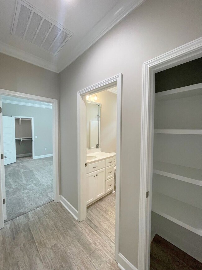 Building Photo - 3/2 Landscaping included - practically brand new!