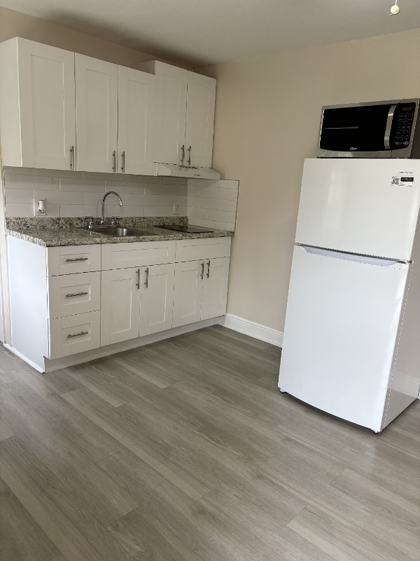 Foto del edificio - 585 NW 117th St