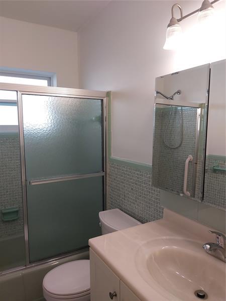 Foto del edificio - 1300 N 17th Ave