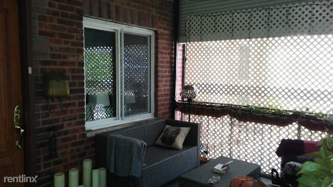 Foto del edificio - 2 br, 1 bath Apartment - 2552 East 26 Street