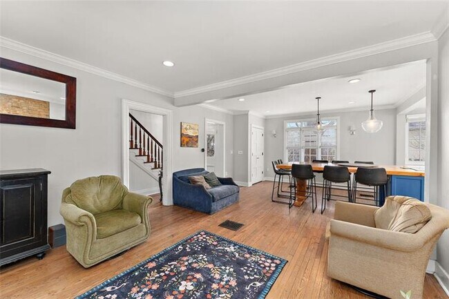 Foto del edificio - 732 Orchard Terrace