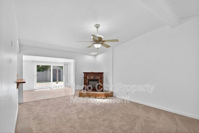 Building Photo - 2363 Judson St