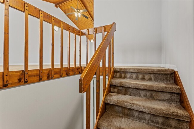 Foto del edificio - 572 El Paseo Pl