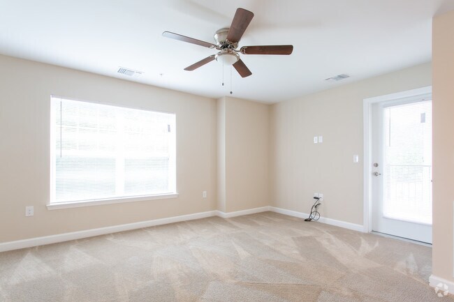 2HAB, 1.5BA - 1037 ft² - Arbors at Shoulders Hill