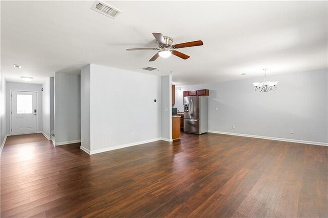 Building Photo - 1221 Rockfield Cir