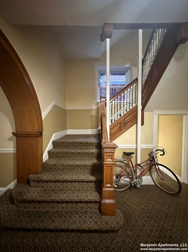 Building Photo - 64 Hemenway St