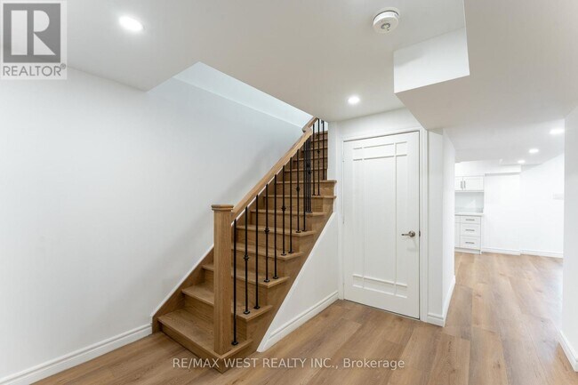 Photo du bâtiment - 188 Misty Meadow Dr