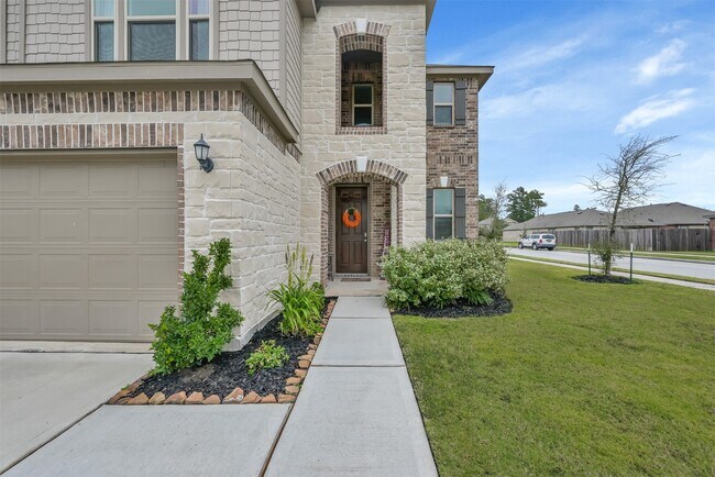 Building Photo - 1127 Littleton Ct