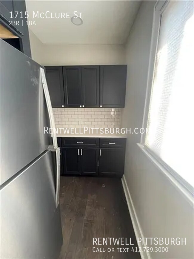 Building Photo - 2 Bedroom Home in Homestead - No Security ...