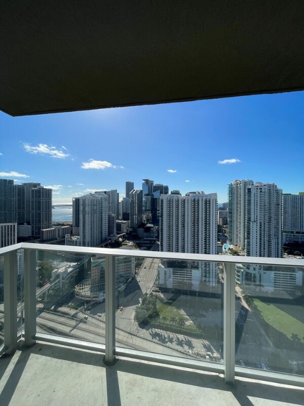 Foto del edificio - 32 SW 1st St