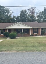 Building Photo - 115 Yorkshire Cir