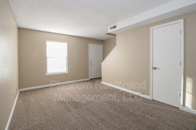 Foto del edificio - 2550-2551 Old Russellville Pike