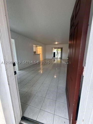 Building Photo - 8835 SW 27th St