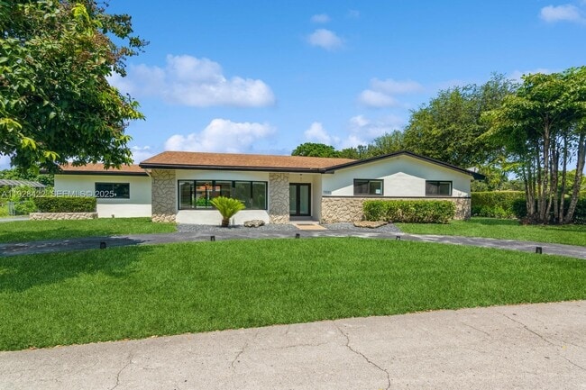 Foto del edificio - 7001 SW 126th St