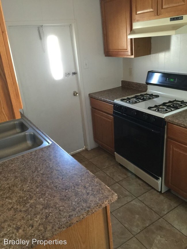 Foto del edificio - 295 Valerie Ln