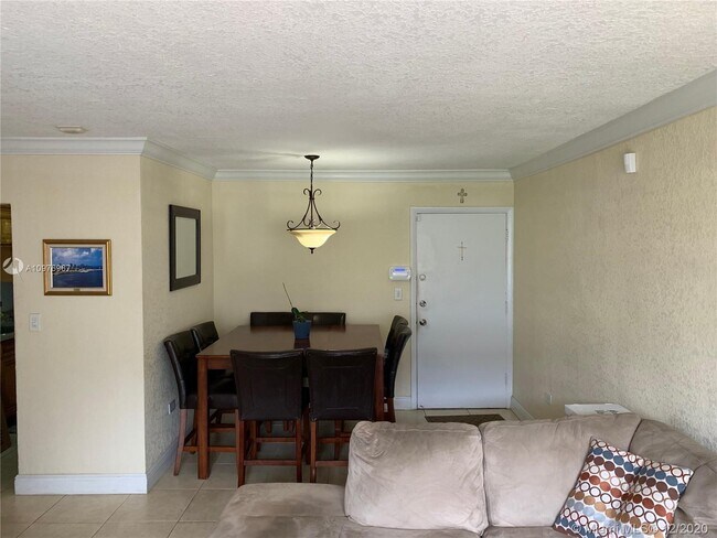 Building Photo - 7226 SW 94th Pl