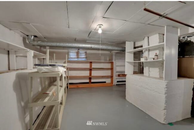 Building Photo - 3832 S Cushman Ave