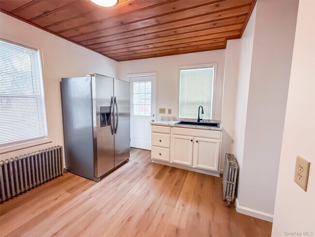 Foto del edificio - 2-4 Elm Pl