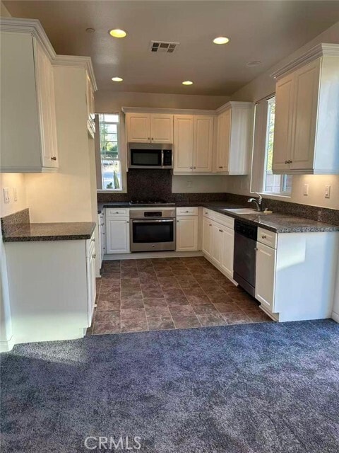 Foto del edificio - 650 Huron Pl