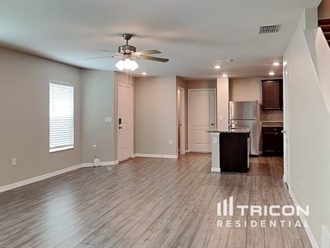 Building Photo - 1596 Wynford Cir