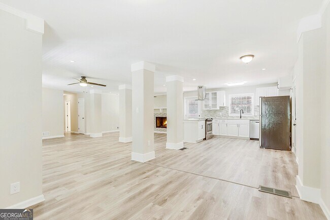 Building Photo - 4530 Ripplewood Dr