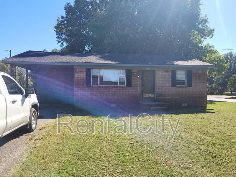 Primary Photo - 1025 Flicker Dr
