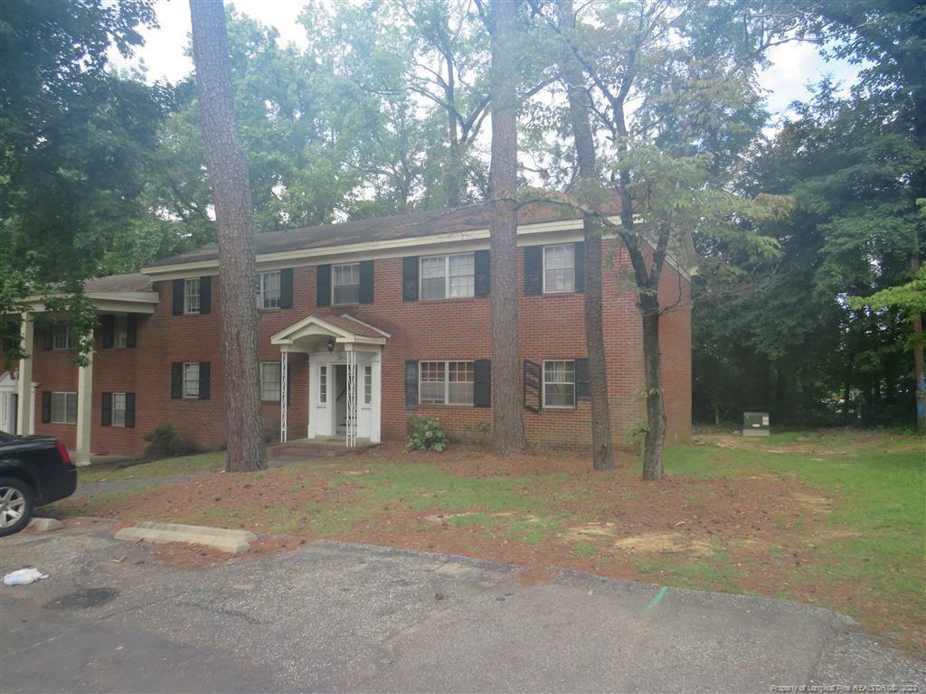 Primary Photo - 2462 Bragg Blvd