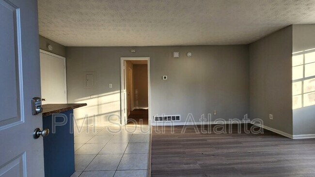 Foto del edificio - 5754 N Castlegate Dr