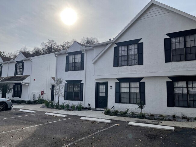Foto del interior - Saint Andrews Square Townhomes