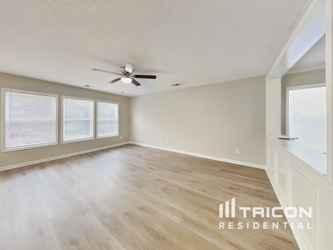 Foto del edificio - 6101 Ricker Rd