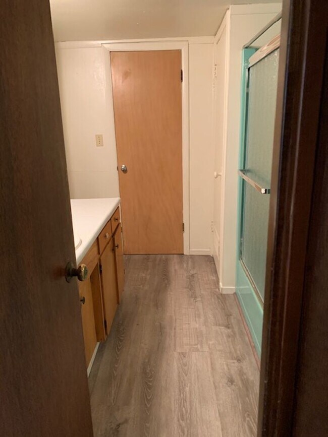 Foto del edificio - 321 Normal Ave