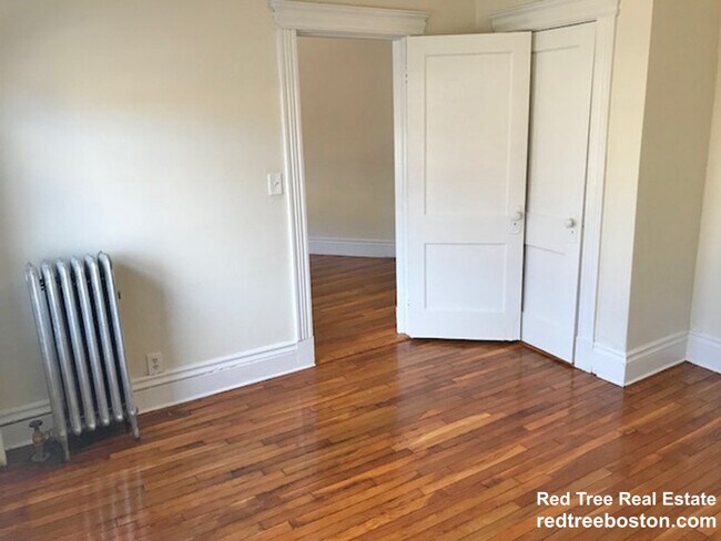 Building Photo - 1350 Commonwealth Ave