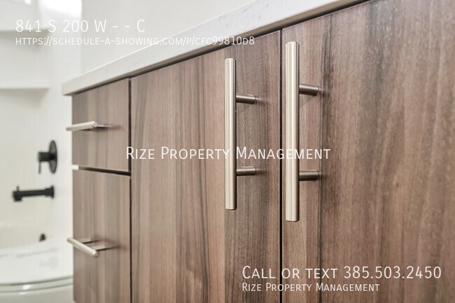 Foto del edificio - Townhomes Tailored to Your Highest Standards.