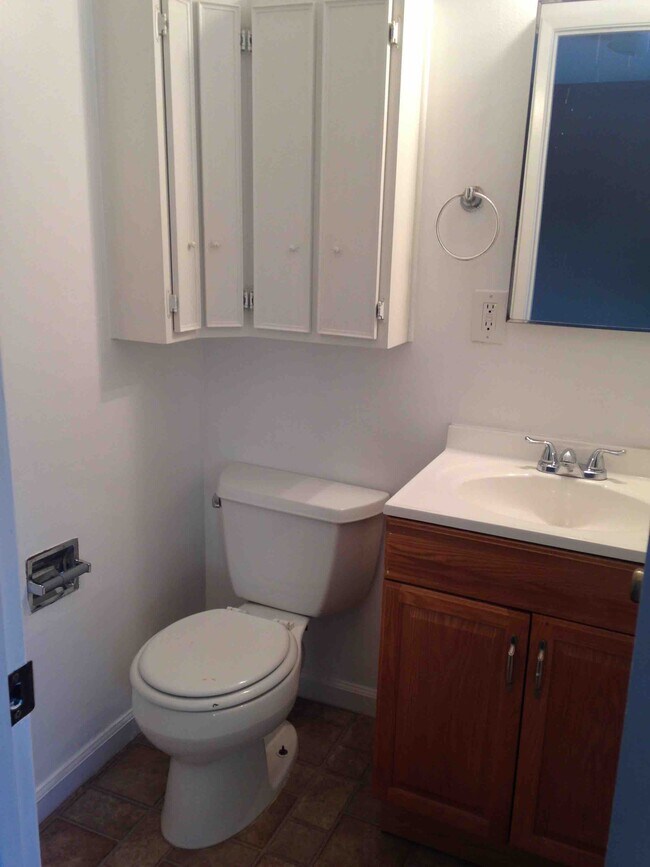 Shower not included in photo - 3324 Via Dona