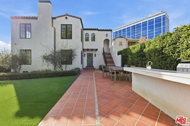 Foto del edificio - 1009 Carol Dr