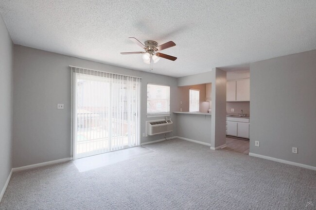 Photo - Hampton Hall Apartments