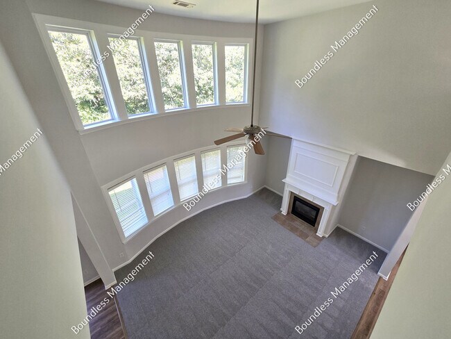 Building Photo - 452 Oakbridge Dr
