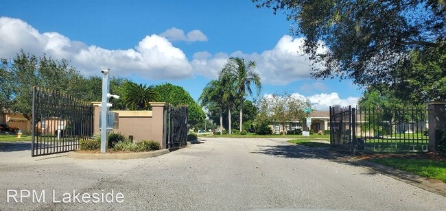 Building Photo - 3 br, 2 bath House - 4301 Dinner Lake Blvd