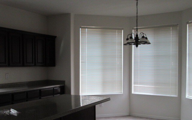 Building Photo - 3015 Myriam Dr