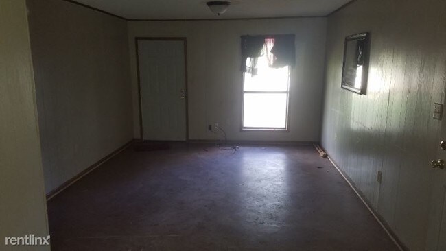 Building Photo - 3 br, 1.5 bath House - 2022 WD Rochelle Ave