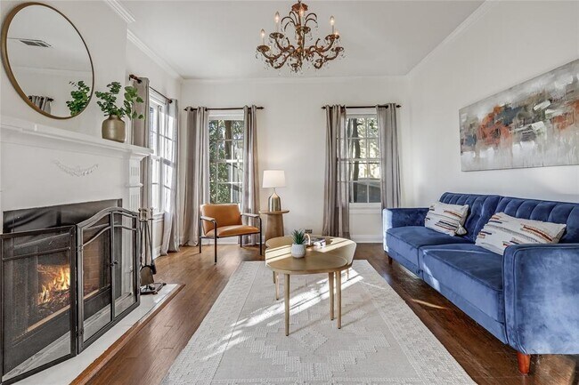 Foto del edificio - 1709 Newfield Ln