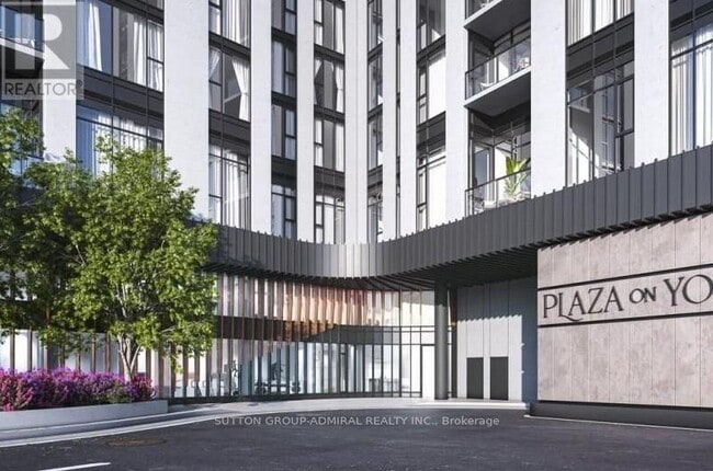 Photo du bâtiment - 5858 Yonge St