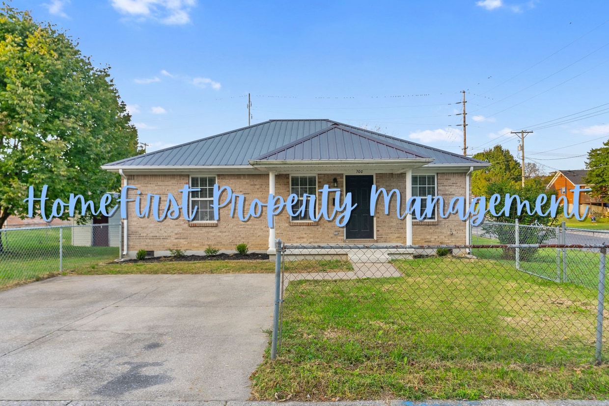 Primary Photo - 700 Fairview Ct