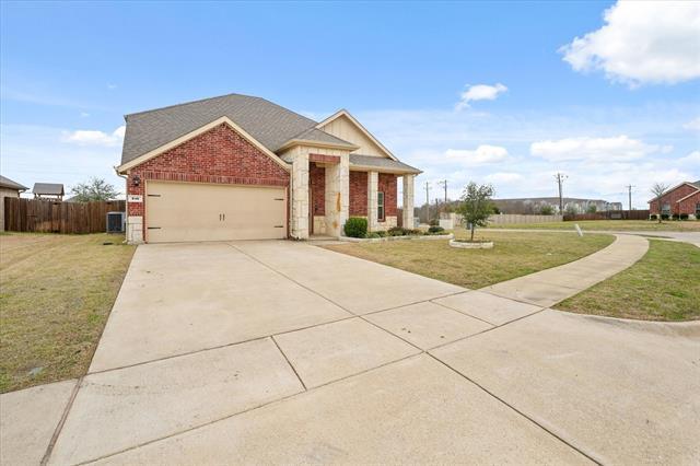 Building Photo - 516 Clearlake Dr