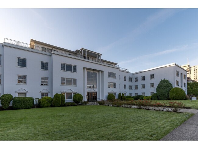 Photo du bâtiment - 5600 Dalhousie Road