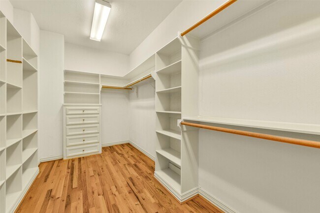 Foto del edificio - 3030 Orchard Ct