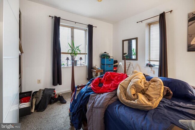 Foto del edificio - 821 Catharine St